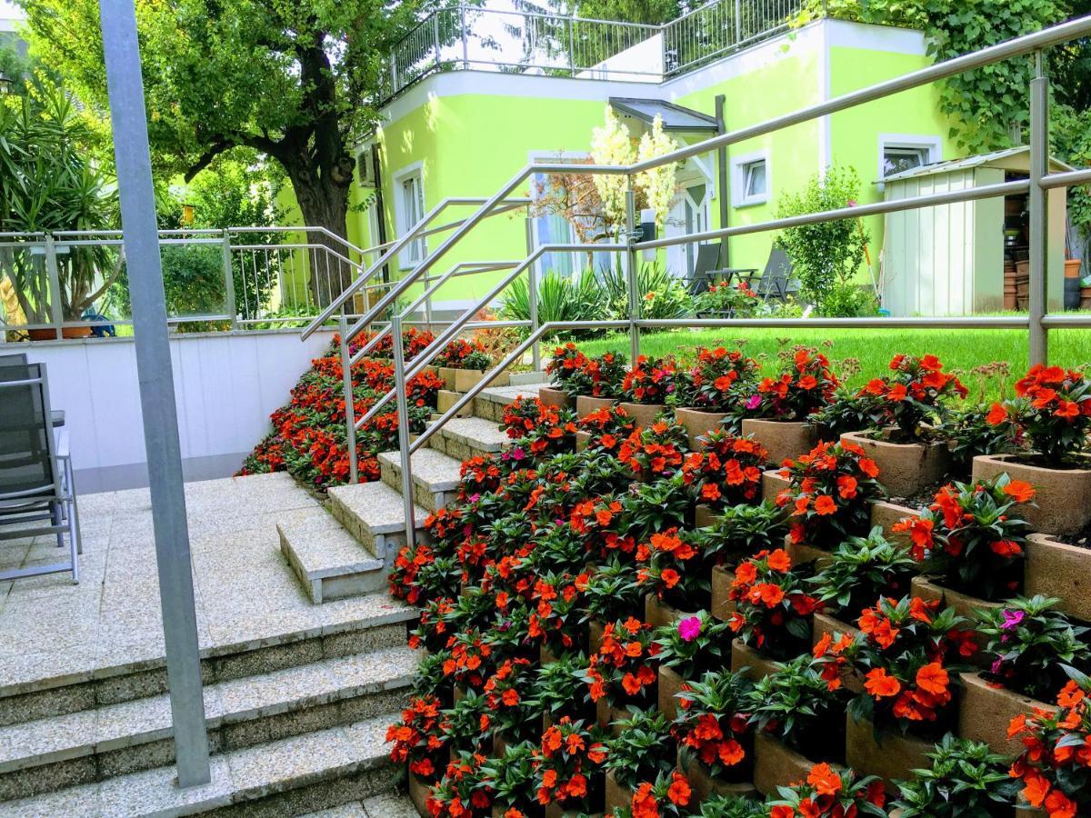 Ajo Vienna Terrace - Contactless Check-In Apartamento Exterior foto